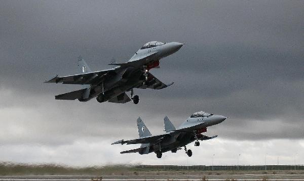 لأول مرة..”فجر ليبيا” تشن غارات جوية شرقي البلاد