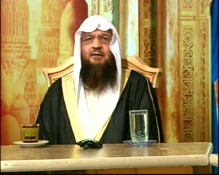 تراجع قيادي سلفي عن تأييد الدستور بعد فتوى “الحويني”