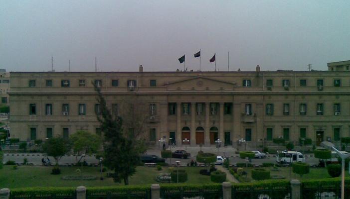 “مهرجان البوس”.. آخر تقاليع الجامعات المصرية