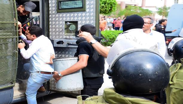 بعد اعتقال رامي جان.. نشطاء:”تعددت الأسباب وكله على البوكس”