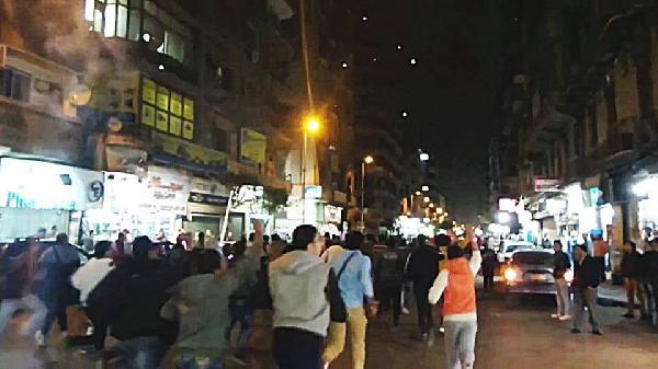 مسيرة مفاجئة بميدان التحرير