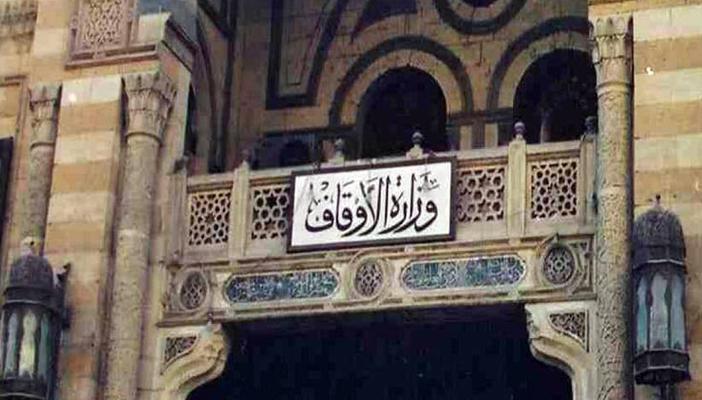 الأوقاف تحرر محضرًا ضد سلفيين بالإسكندرية منعوا الخطيب من صعود المنبر