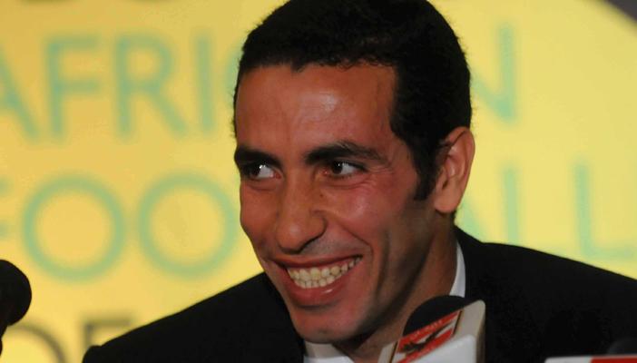 المشاهير يحتفون برفض أبو تريكة الحصول على أموال من الكويت