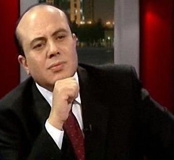 الجزيرة: نبيل شرف الدين يكذب ليدعي البطولة