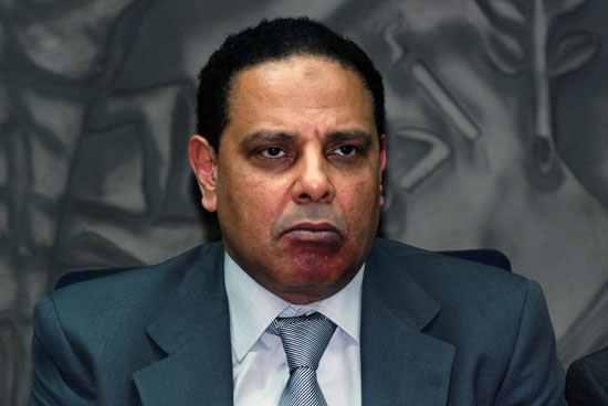 رصاصة علاء الأسواني الطائشة