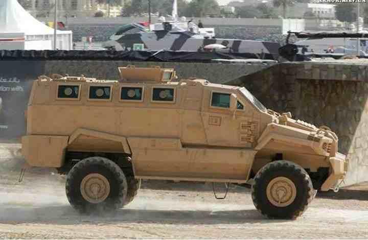 موقع ليبي يكشف وصول 16 مدرعة من الإمارات لحفتر