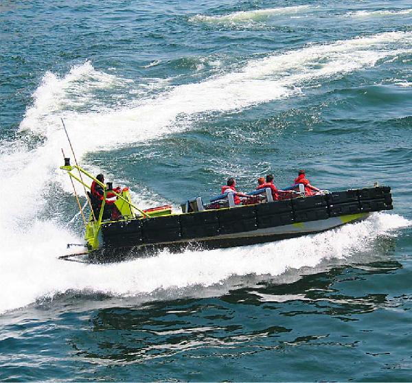 مواصلة البحث عن ركاب اللنش الغارق بين رأس غارب وشقير