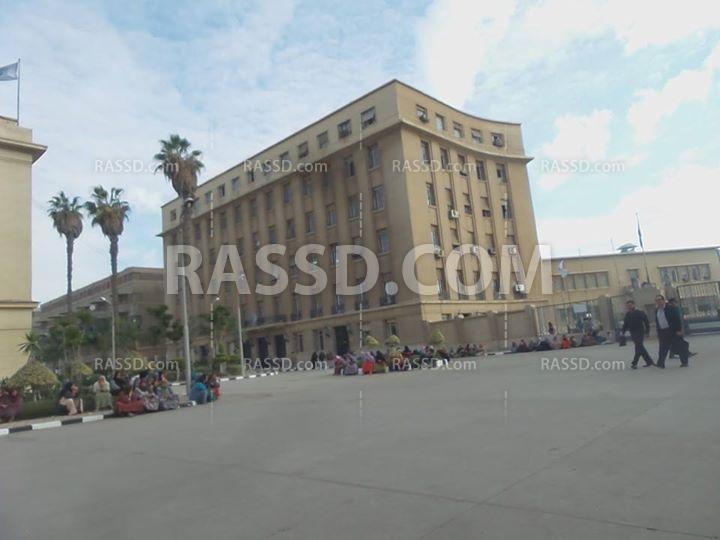 لليوم الثاني | عمال غزل المحلة يعتصمون للمطالبة برواتبهم