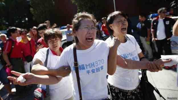 الاندبندنت:اتهامات لأمريكا بإسقاط الطائرة الماليزية المختفية