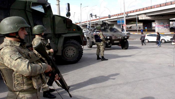 اشتداد المعارك بين الأمن التركي ومسلحين أكراد في ديار بكر