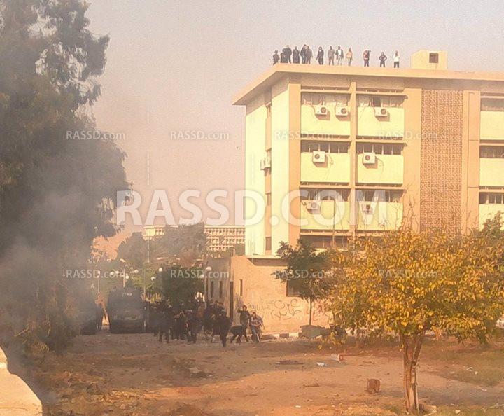 أمن الانقلاب يطلق الغاز على سكن طلاب الأزهر بالقاهرة