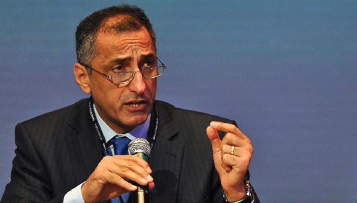 عامر:  1.5 مليار دولار من البنكين الدولي والإفريقي لسد عجز الموازنة