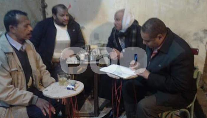 بالصور.. أهالي أسيوط يجمعون 12 ألف توقيع لإقالة المحافظ