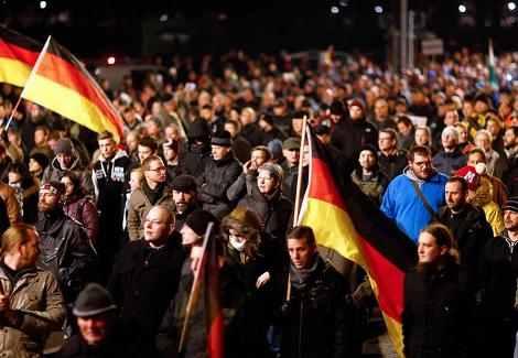 جدلٌ واسعٌ بألمانيا عقب ظهور حركات مناهضة للإسلام