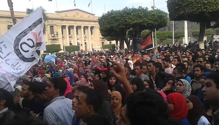 بعد حل اتحاد طلاب مصر المنتخب..مغردون: قمة التبجح والغباء السياسي