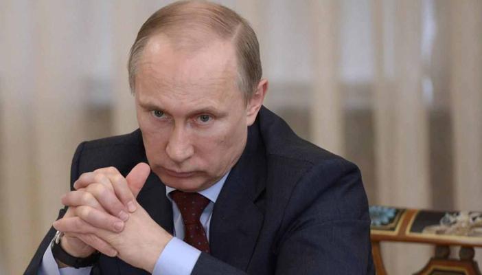 “ديلي ميل”: هل أمر بوتين بإسقاط الطائرة في سيناء؟