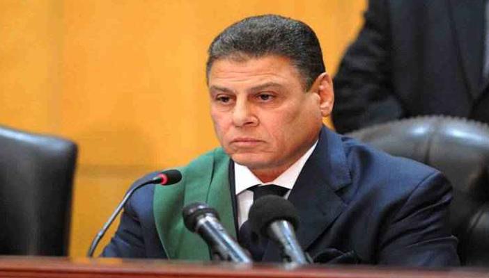 قاضي “التخابر مع قطر” يسمح لـ”مرسي” بلقاء نجله “أسامة”