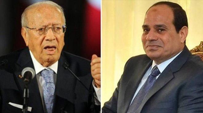 على طريقة السيسي..”سبسي تونس” يعتقل مدون انتقد الجيش