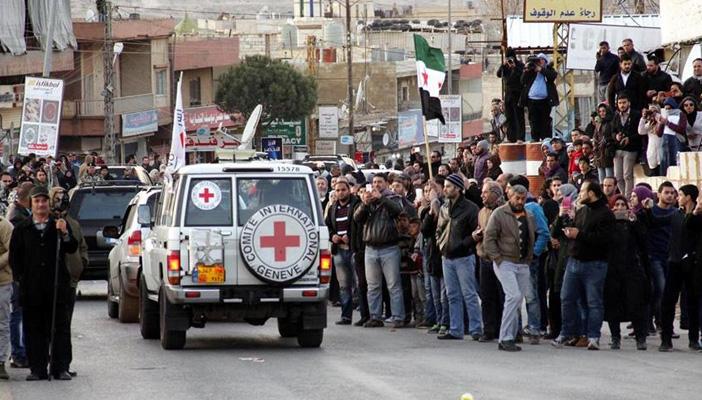 استقبال حاشد لمسلحي ومصابي منطقة الزبداني السورية في لبنان