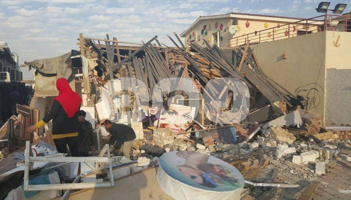 بالصور.. هدم أكثر من 150 محلًا تجاريًا بـ”أكتوبر” ومواطن يقطع شرايينه