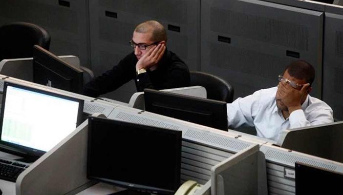 أرقام كارثية في حصاد اقتصاد 2015.. وخبراء: 2016 تربة للاقتصاد الأسود