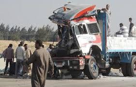 إصابة 22 شخصا في تصادم سيارتي نقل بطريق  الإسماعيلية