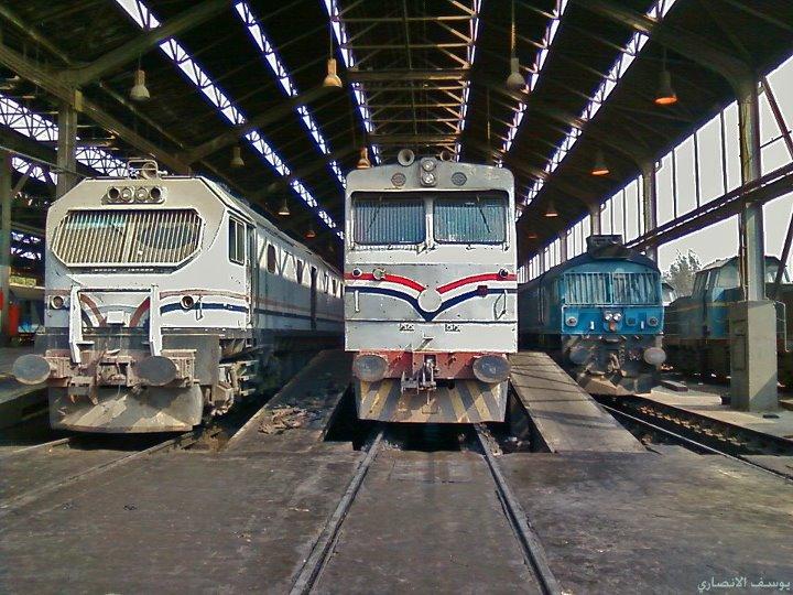 مصرع شخصين على مزلقان العياط  وتوقف حركة القطارات بالوجه البحري