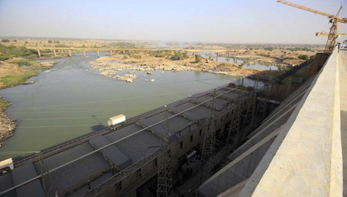 رئيس جامعة إفريقيا السابق: سد النهضة يحرم مصر من المياه 5 سنوات